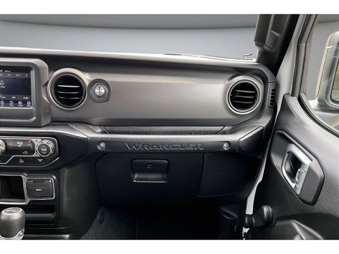 Certified 2022 Jeep Wrangler Unlimited Sport AWD/4WD image 46