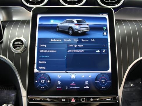 Used 2024 Mercedes-Benz GLC 300 image 29