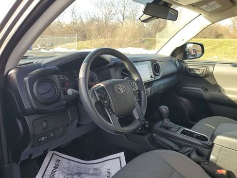 Used 2021 Toyota Tacoma SR image 18