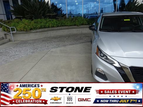 Used 2021 Nissan Altima 2.5 SR FWD image 30