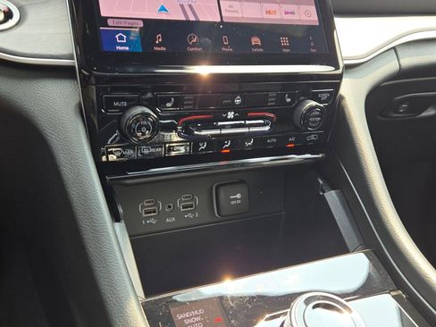 New 2025 Jeep Grand Cherokee Limited image 29