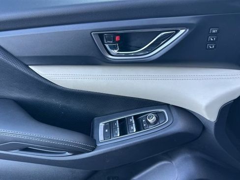 Used 2022 Subaru Ascent Limited image 12