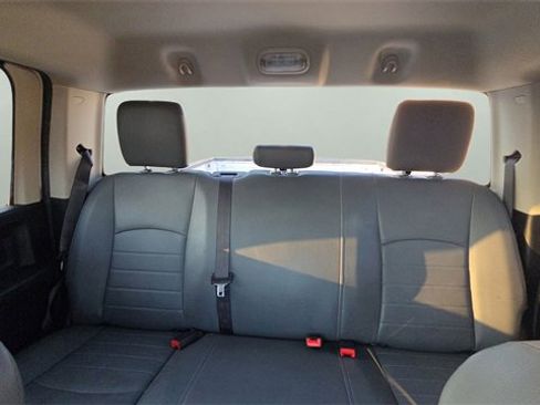 Used 2018 RAM 1500 Tradesman image 15