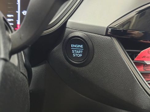 Used 2024 Ford Escape Active AWD/4WD image 32