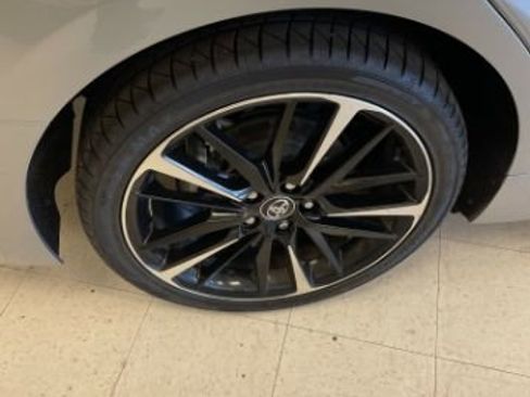 Used 2020 Toyota Camry XSE FWD image 29