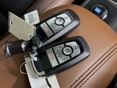 Used 2025 Ford Bronco Sport Outer Banks w/ Outer Banks Tech Package+ AWD/4WD image 21