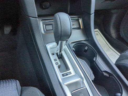 Used 2025 Subaru Ascent Premium image 24