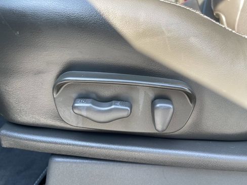 Used 2016 Nissan Frontier PRO-4X w/ Pro-4x Luxury Package image 15