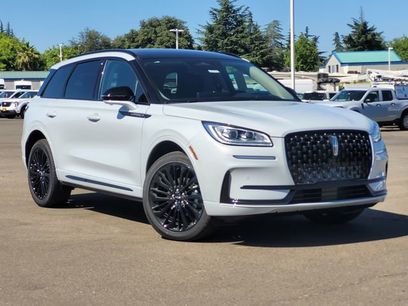 New 2025 Lincoln Corsair Reserve w/ Equipment Group 202A