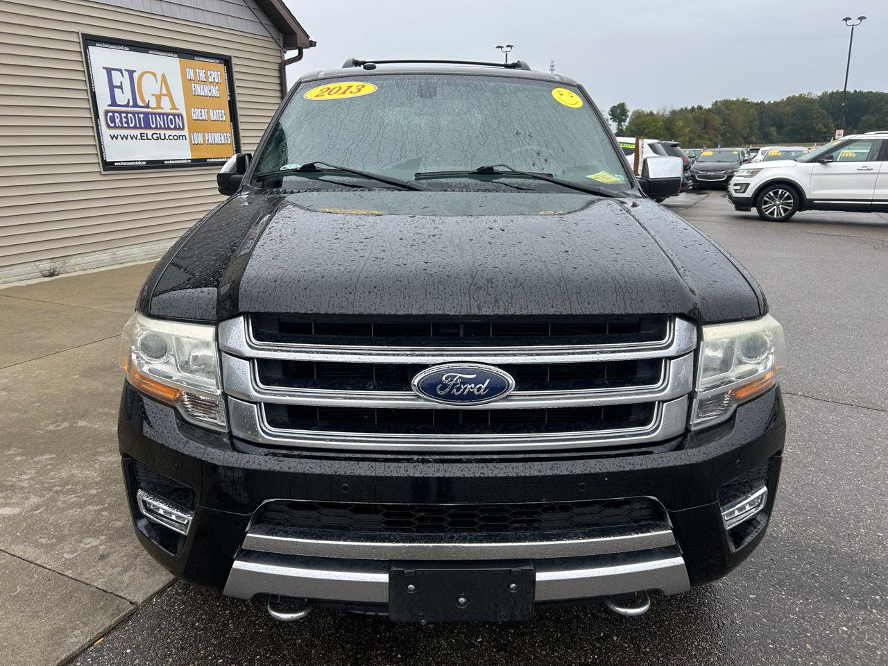 Used 2016 Ford Expedition Platinum AWD/4WD image 2