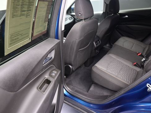 Used 2020 Chevrolet Equinox LT image 17