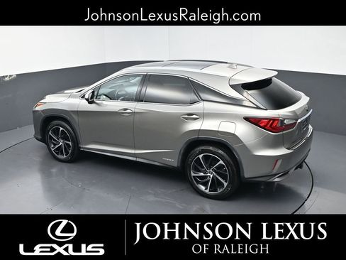 Used 2018 Lexus RX 450h AWD w/ Luxury Package image 25