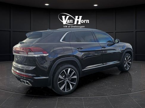 New 2026 Volkswagen Atlas Cross Sport SEL Premium R-Line image 3
