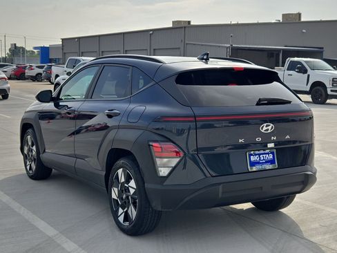 Used 2025 Hyundai Kona SEL FWD image 6