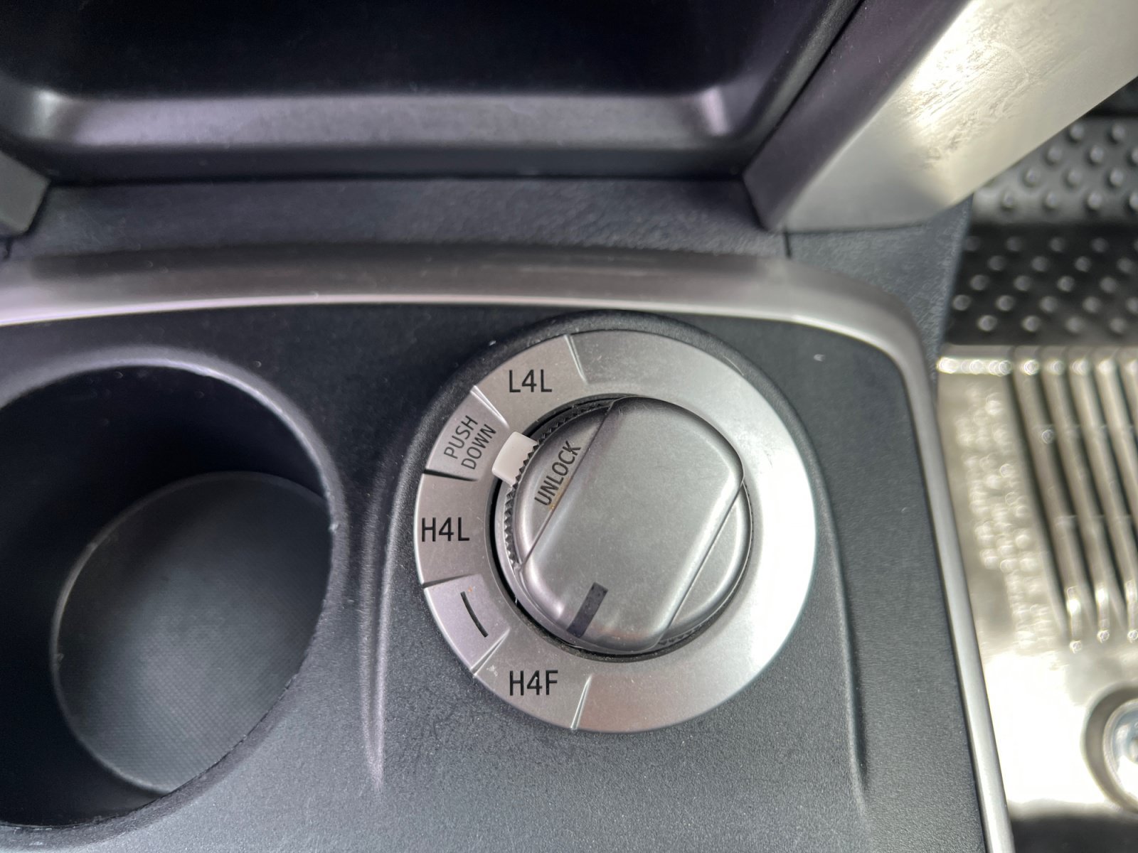 Used 2016 Toyota 4Runner Limited AWD/4WD image 25