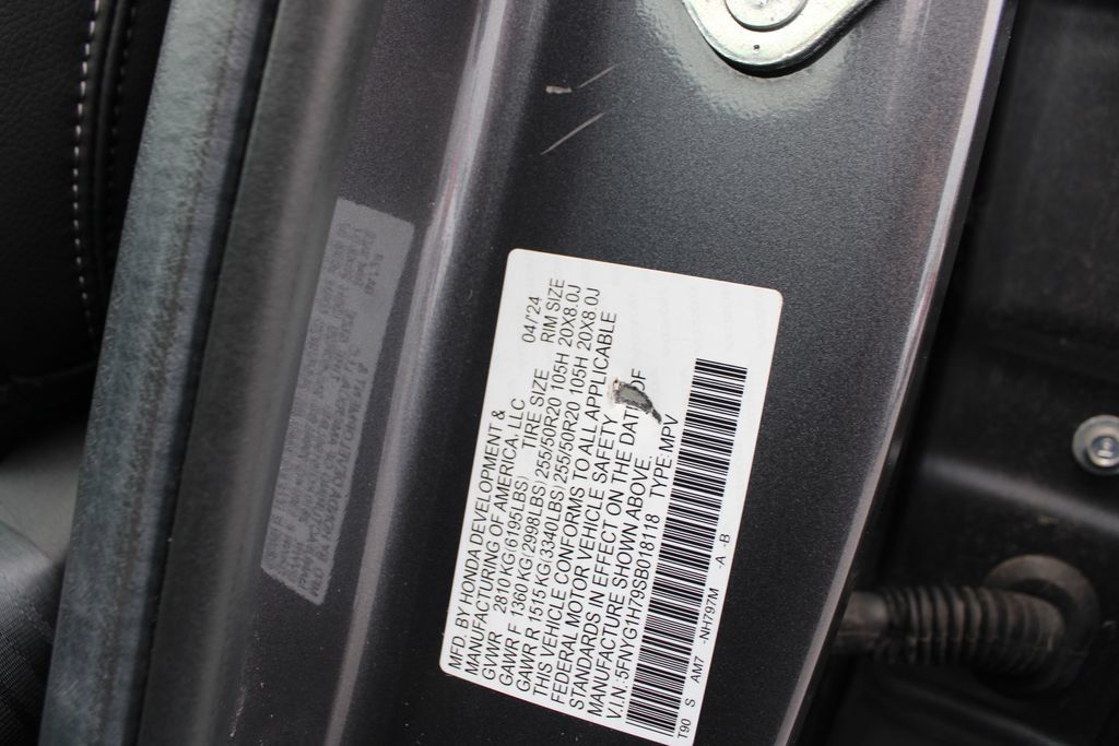 Certified 2025 Honda Pilot Touring image 41