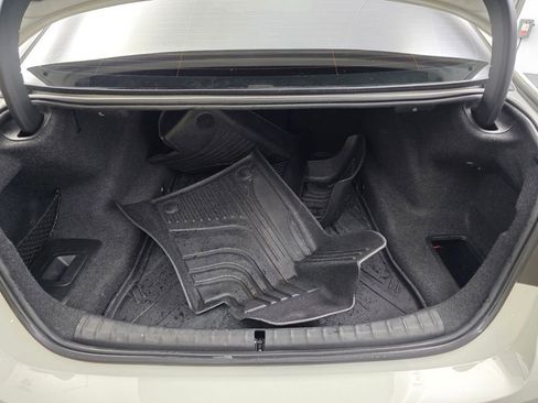 Used 2021 BMW 540i w/ Convenience Package image 16