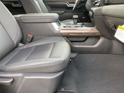 New 2026 Chevrolet Silverado 1500 RST w/ RST All Star Premium Package image 13