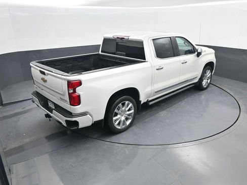 Used 2024 Chevrolet Silverado 1500 High Country image 34