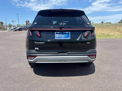 Used 2025 Hyundai Tucson Limited AWD/4WD image 7