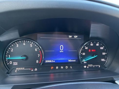 Used 2022 Ford Explorer XLT w/ Equipment Group 202A image 30