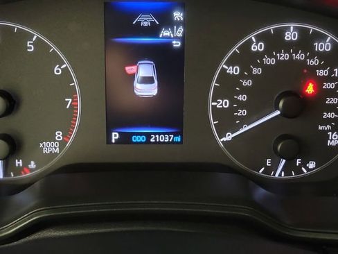 Used 2023 Toyota Corolla LE FWD image 2