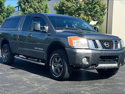 Used 2013 Nissan Titan PRO-4X w/ Pro-4x Luxury Pkg AWD/4WD image 2