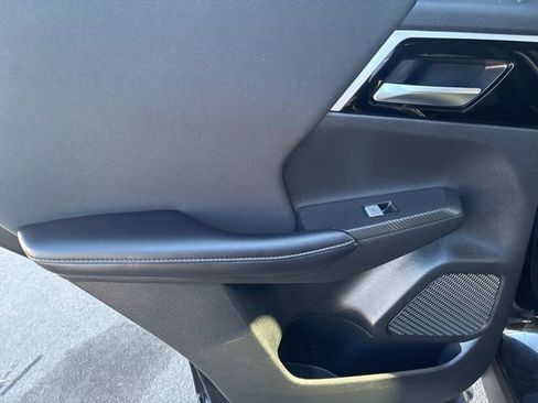 Used 2022 Mitsubishi Outlander ES image 27