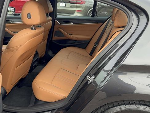 Used 2023 BMW 540i xDrive w/ M Sport Package image 13