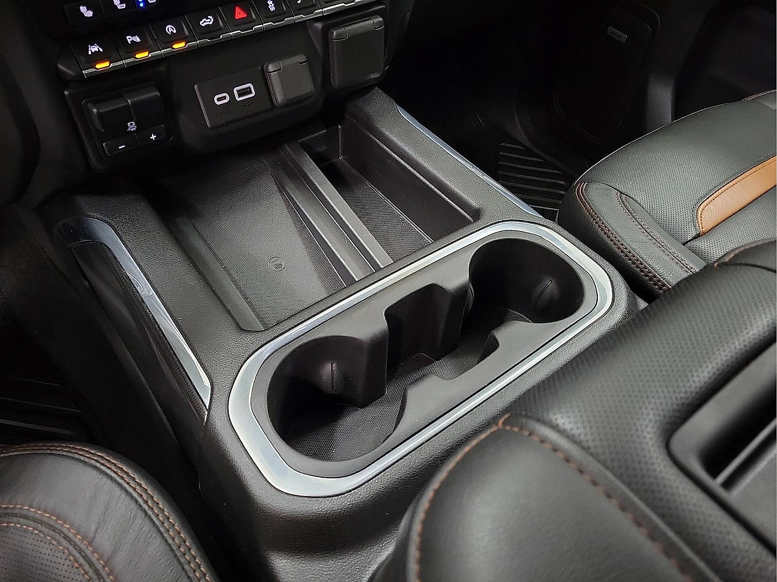 Used 2020 GMC Sierra 1500 AT4 w/ AT4 Premium Package AWD/4WD image 18
