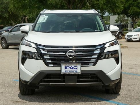 New 2024 Nissan Rogue SV w/ SV Premium Package image 4