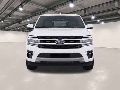 Used 2024 Ford Expedition Limited RWD image 5