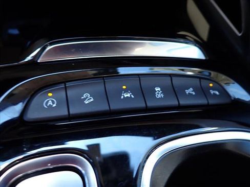 Used 2023 Buick Envision Avenir AWD/4WD image 25