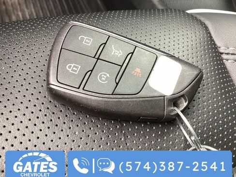 Used 2025 Buick Enclave Avenir w/ Super Cruise Package AWD/4WD image 37