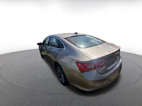 Used 2024 Chevrolet Malibu LT image 5