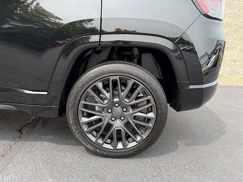 Used 2023 Jeep Compass High Altitude AWD/4WD image 10