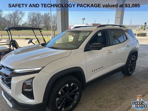 Used 2025 Chevrolet Equinox RS w/ Safety and Technology Package image 3