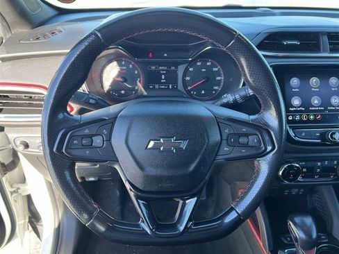 Used 2021 Chevrolet TrailBlazer RS w/ Convenience Package AWD/4WD image 14