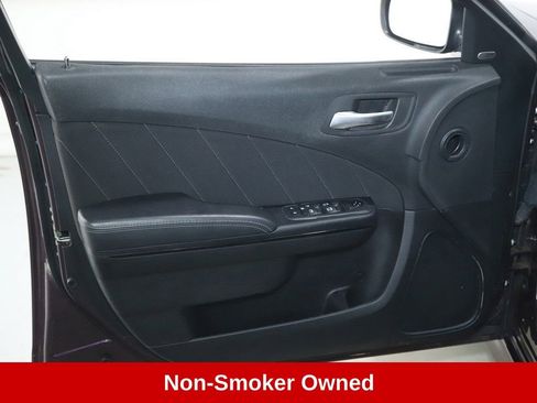 Used 2020 Dodge Charger R/T w/ Blacktop Package image 16