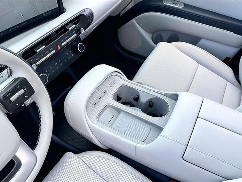 Used 2026 Hyundai Palisade Calligraphy FWD image 17