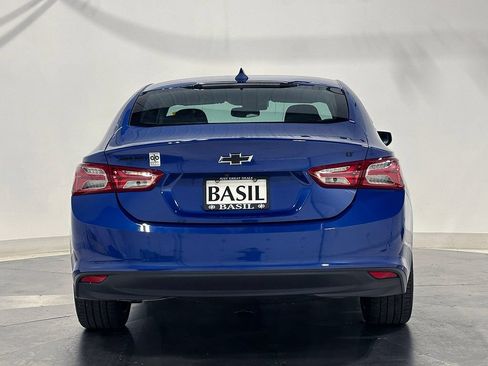 Used 2023 Chevrolet Malibu LT w/ Sport Edition FWD image 12