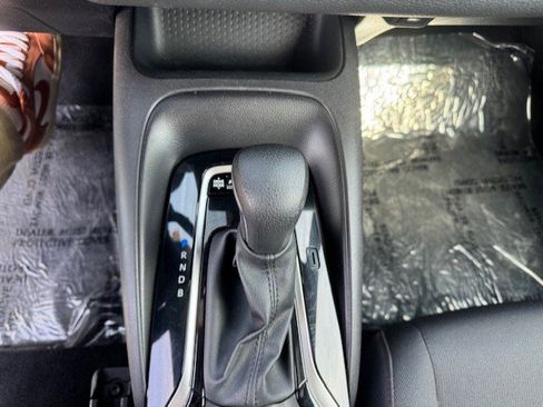 Used 2024 Toyota Corolla Sedan w/ SE Convenience Package image 24