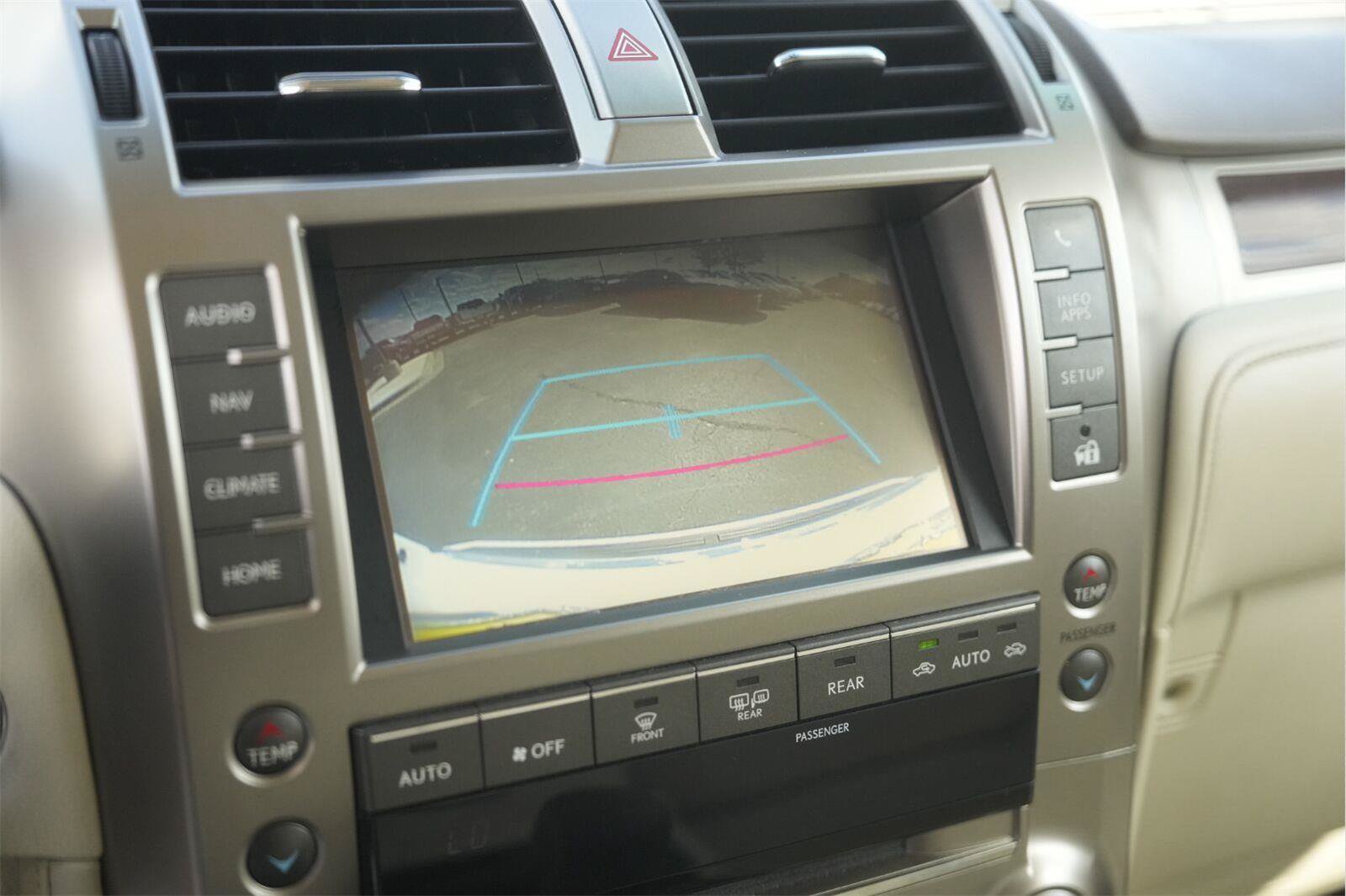 Used 2019 Lexus GX 460 Premium w/ Premium Package AWD/4WD image 28