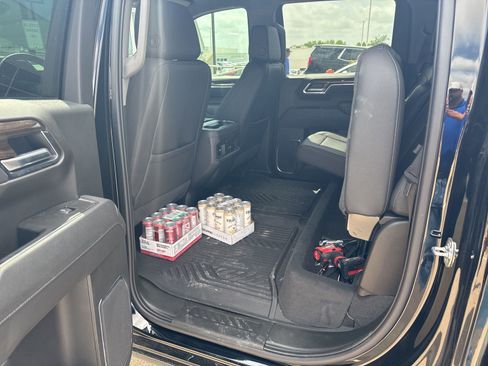 Used 2026 Chevrolet Silverado 1500 LT Trail Boss w/ Convenience Package II image 12