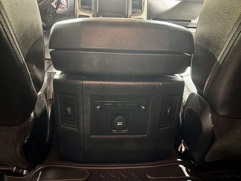 Used 2016 RAM 2500 Laramie w/ Convenience Group image 21
