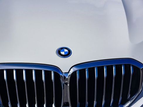 Used 2022 BMW X5 xDrive45e image 13