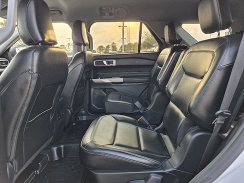 Certified 2023 Ford Explorer XLT w/ Equipment Group 202A image 23