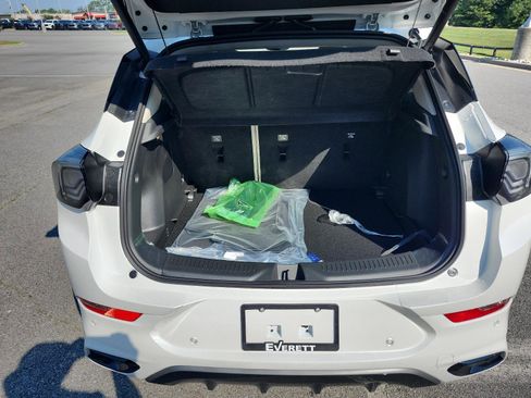 New 2026 Buick Encore GX Avenir w/ Avenir Technology Package image 9