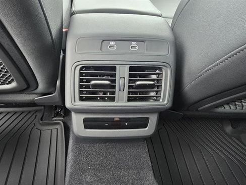 Used 2025 Audi Q5 Premium Plus image 20