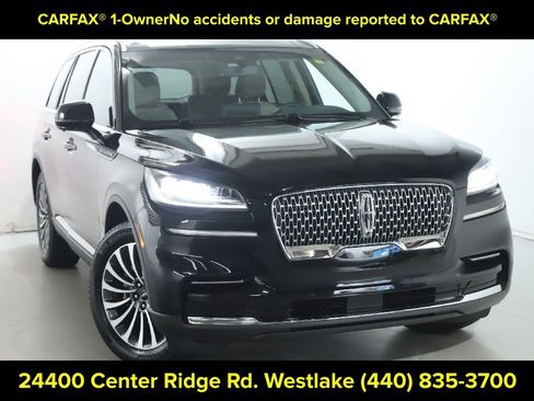 Used 2024 Lincoln Aviator Reserve w/ Elements Package Plus AWD/4WD image 2